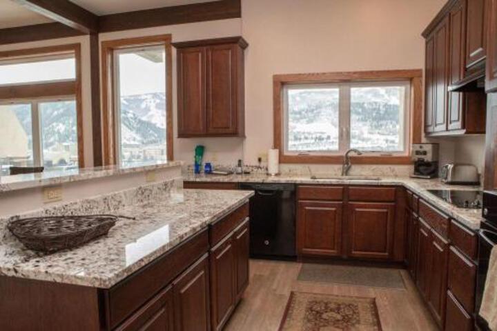 6 Chambertin Townhomes Townhouse - thumb 5