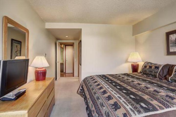 2094 The Pines Condo - thumb 5