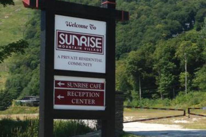 Sunrise Village East Glade C5 - thumb 0