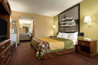 Super 8 by Wyndham Hattiesburg North