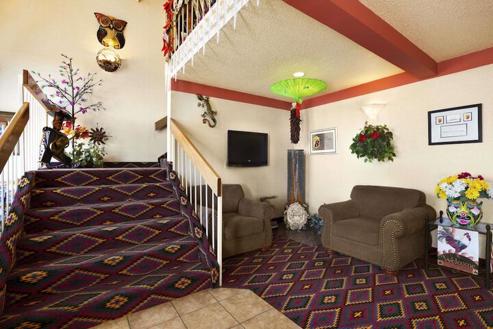 Super 8 By Wyndham Las Vegas - thumb 1