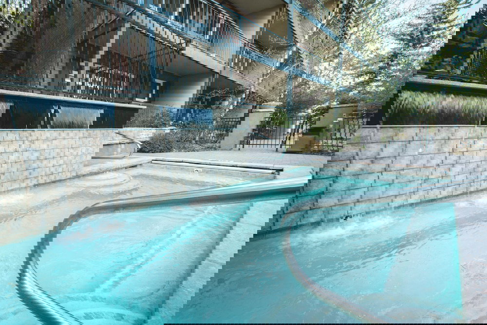 Treasure Mountain Inn - thumb 1