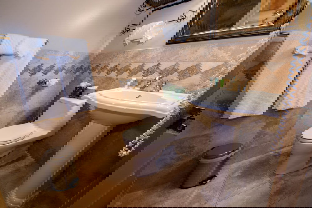 Treasure Mountain Inn - thumb 5