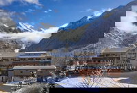 Camel's Garden Hotel