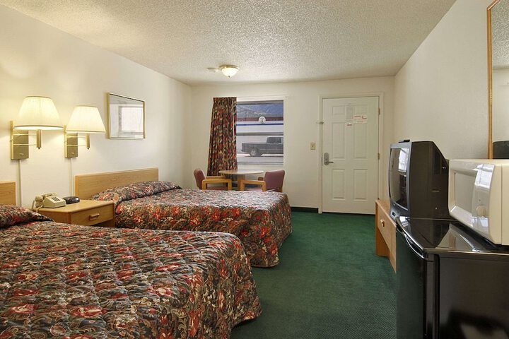 Knights Inn Cedar City - thumb 7