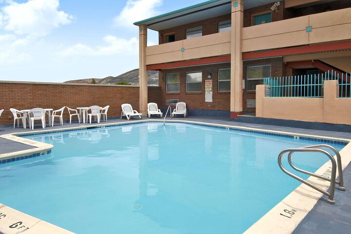 Knights Inn Cedar City - thumb 2