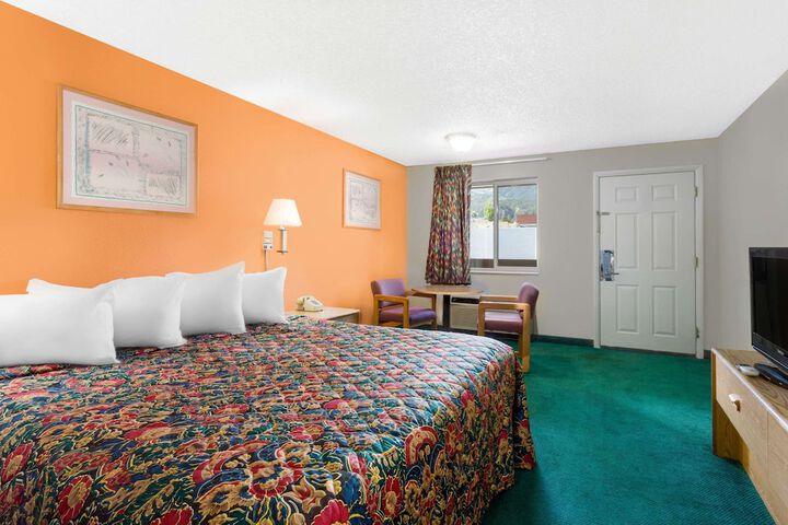 Knights Inn Cedar City - thumb 5