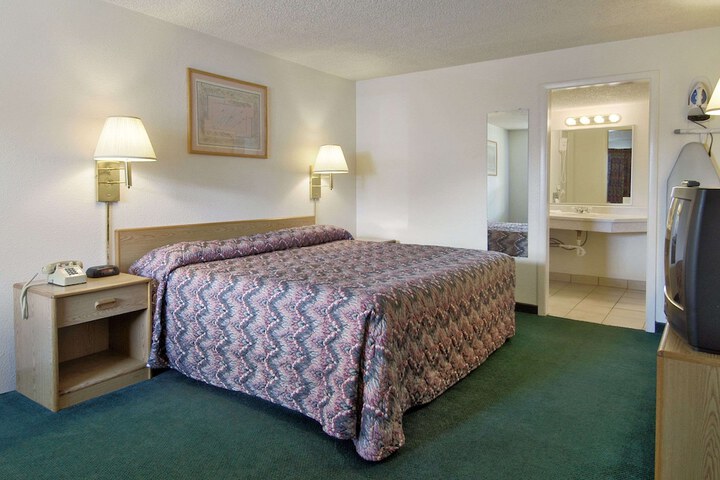 Knights Inn Cedar City - thumb 4