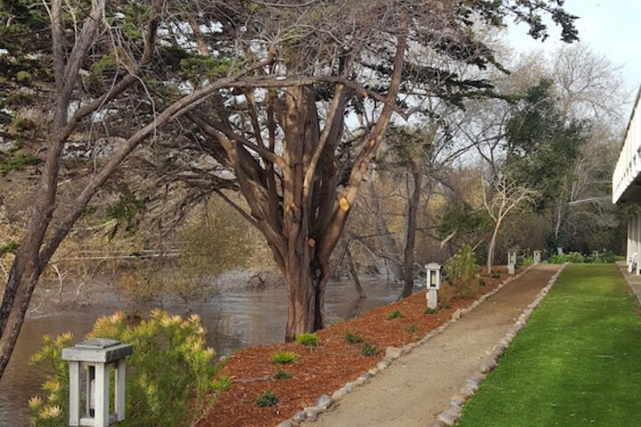 Carmel River Inn - thumb 1