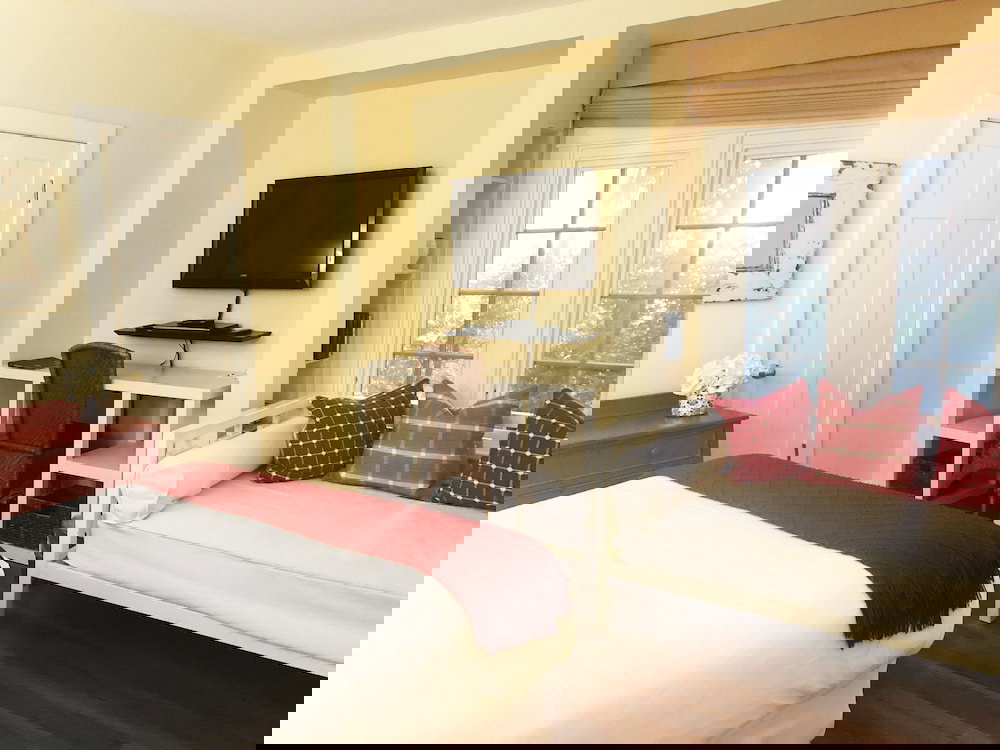 Channel Road Inn, A Four Sisters Inn - thumb 5