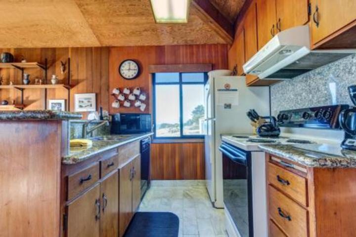 Comstock Retreat - thumb 1