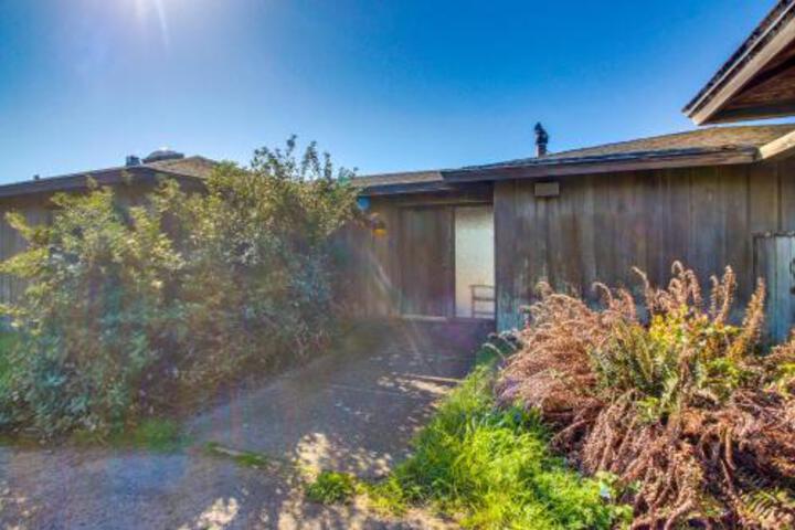 Comstock Retreat - thumb 4