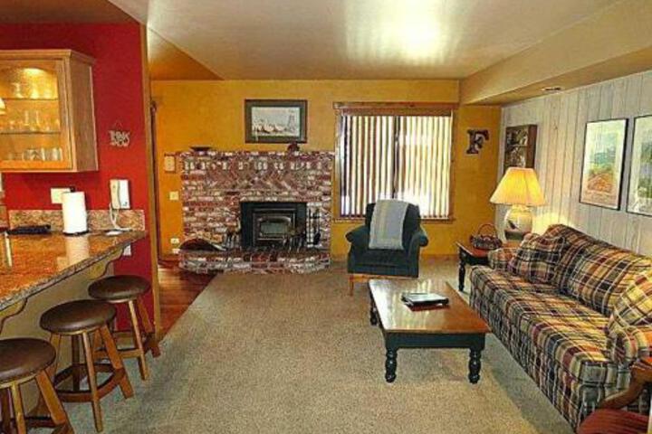 109 Premium Condo - thumb 4