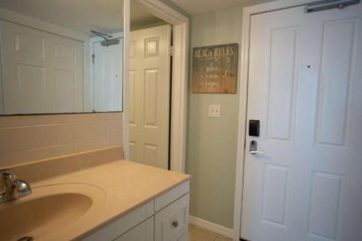 423 Island Inn - thumb 3