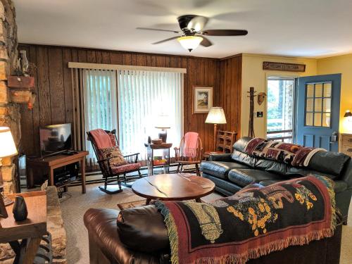 Tweetsie Retreat 3 Br Home - thumb 5