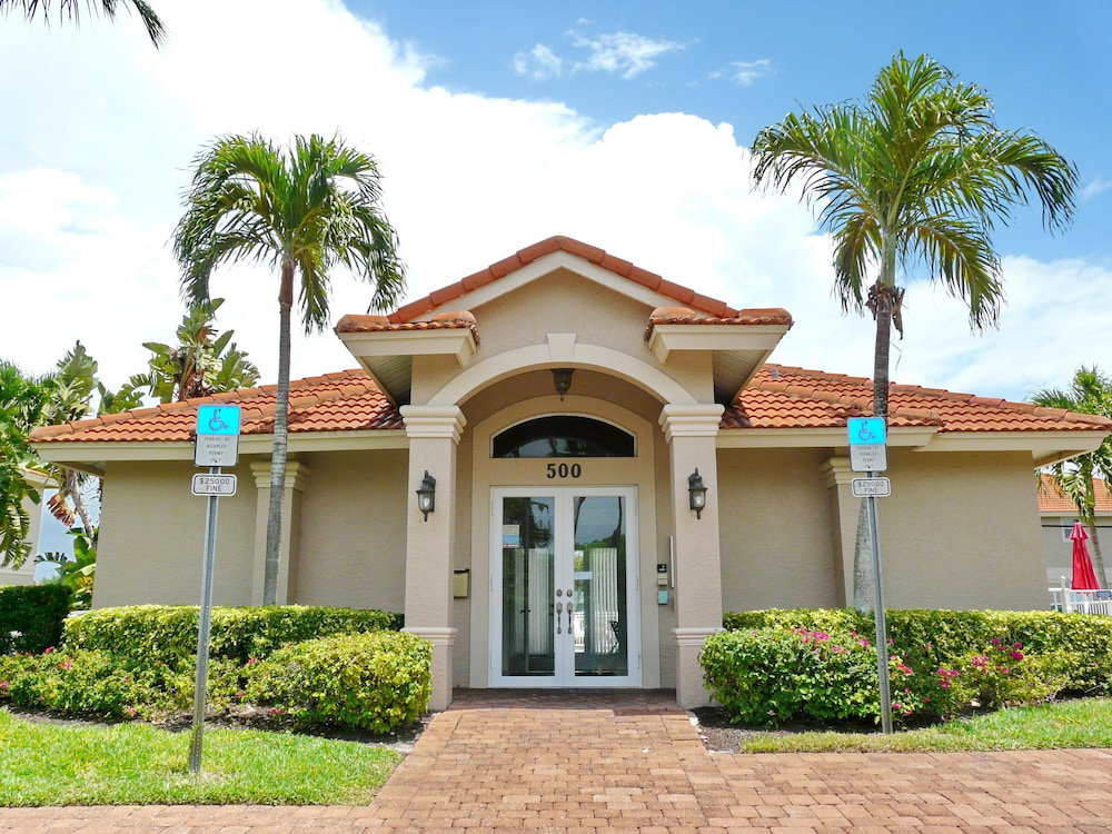 670 Club Marco Circle, Unit 102 - thumb 0