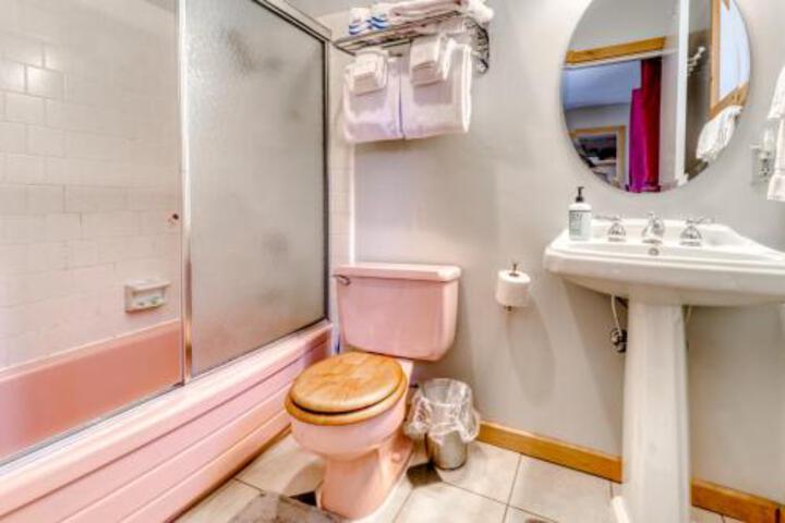 Harbor View Studio Cottage - thumb 2