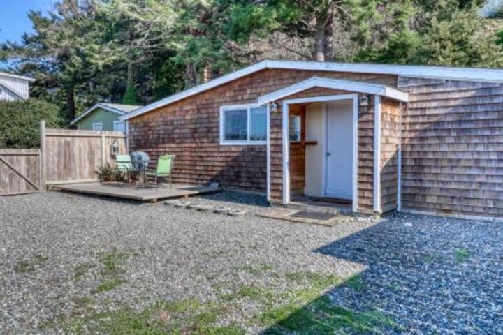 Harbor View Studio Cottage - thumb 5