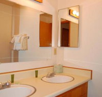 99 Oak Grove - Tourism Bookings