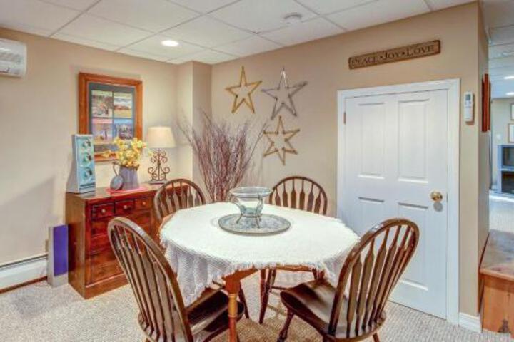 Omiacas Cabin - thumb 4