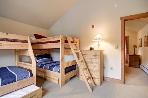 2326 Red Hawk Townhomes - thumb 4