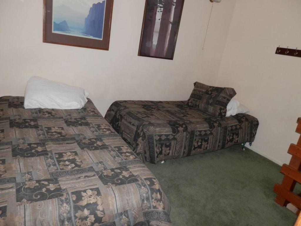 Edgewater #15 2BR / 2BA Mountain View - thumb 2