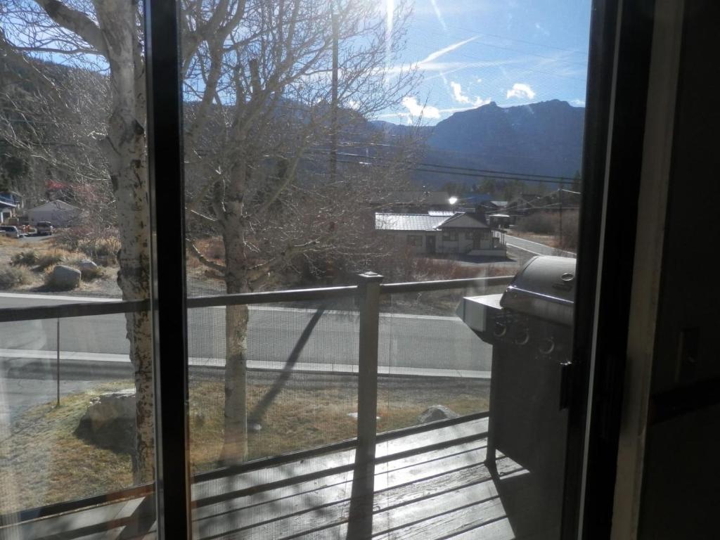 Edgewater #15 2BR / 2BA Mountain View - thumb 6