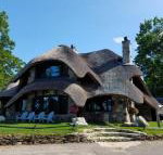 The Mushroom Houses - Tourism Bookings