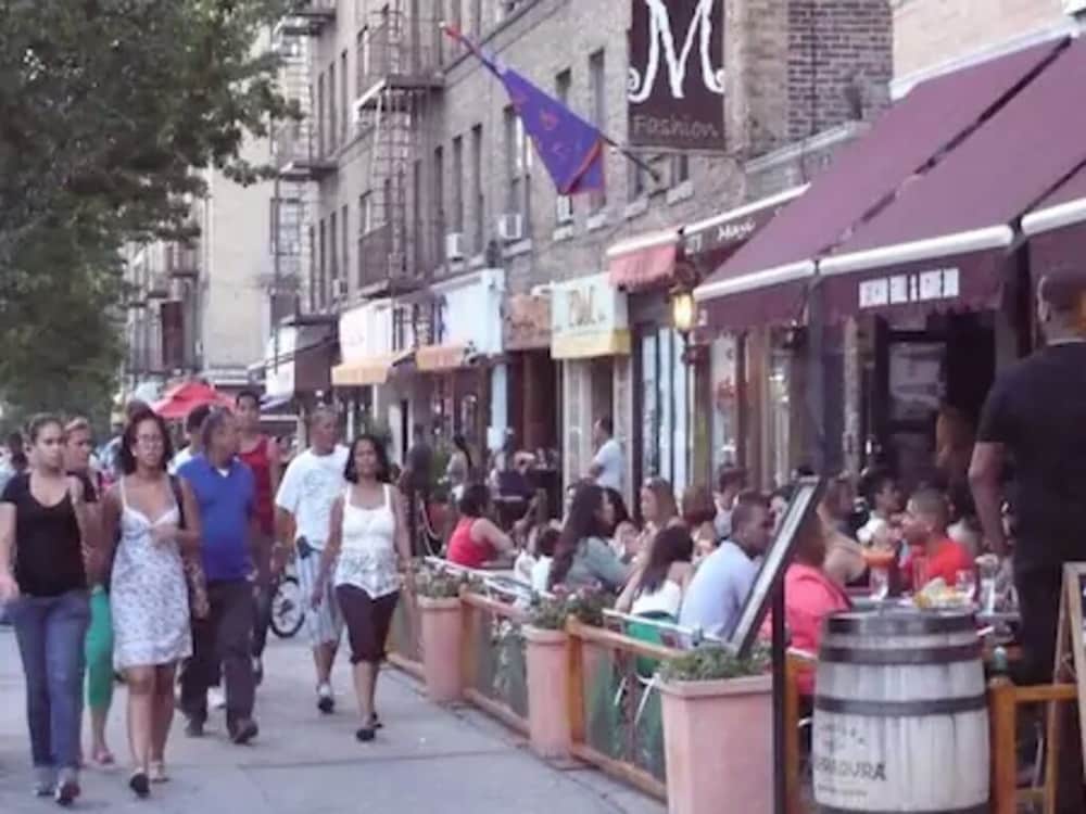 Two Bedroom Apartment Located In Inwood In Upper Manhattan - thumb 5