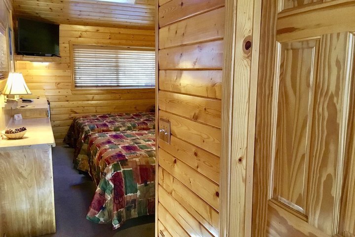 Giant Oaks Lodge - thumb 6