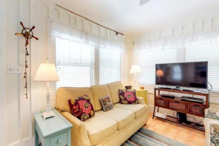 The Seashell Cottage - thumb 1