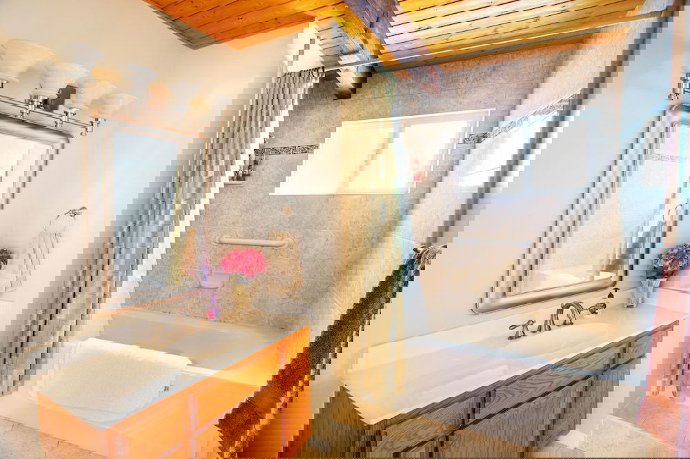 Lloyds Lodge Vacation Rental 5 Bedroom Home By Redawning - thumb 4