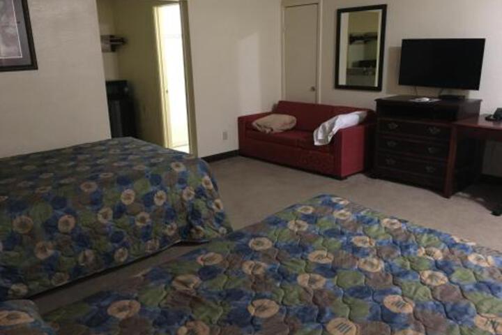 Village Inn - thumb 7