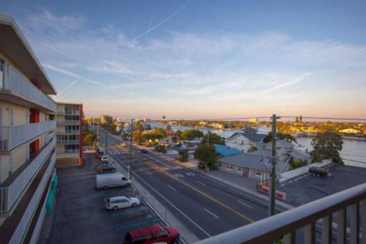 520 Island Inn - thumb 6