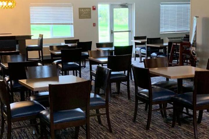 GrandStay Hotel & Suites - thumb 5