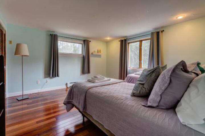 Weeks Pond Charmer - thumb 0