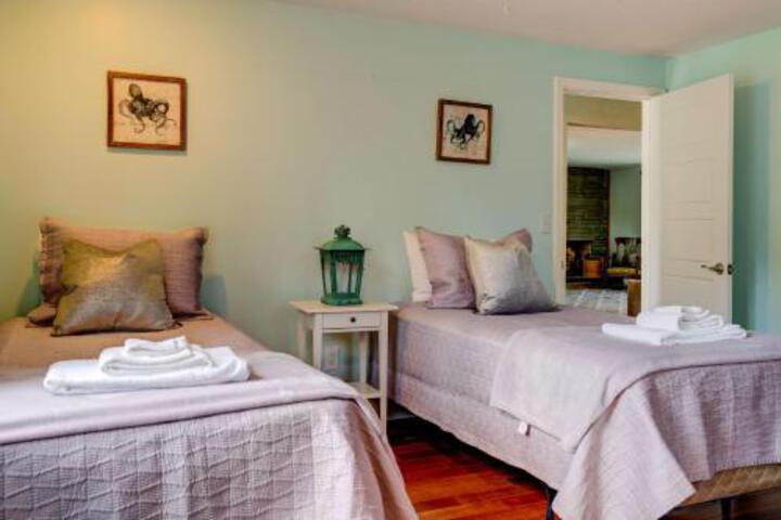 Weeks Pond Charmer - thumb 3