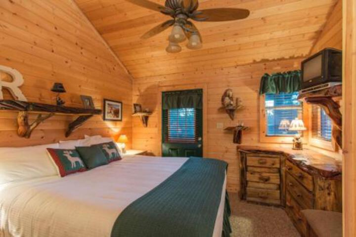 Lost Creek Cabin - thumb 3