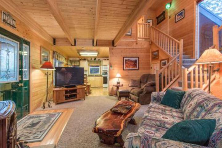 Lost Creek Cabin - thumb 2