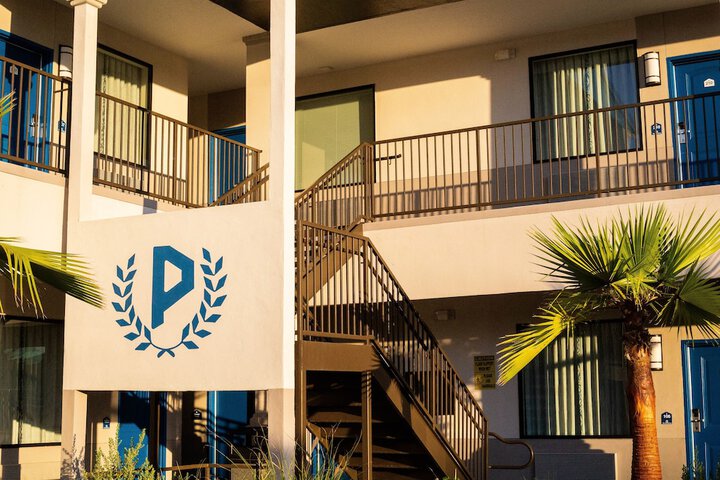 Palace Inn - thumb 3