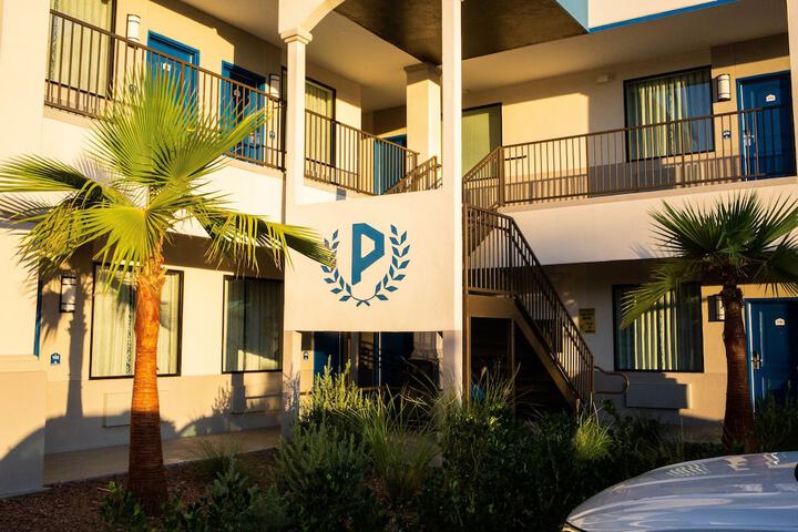 Palace Inn - thumb 1