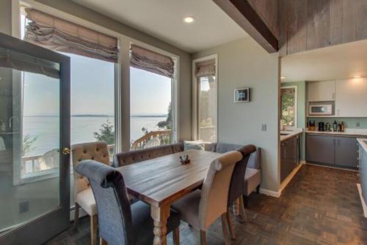 Raccoon Point - thumb 1