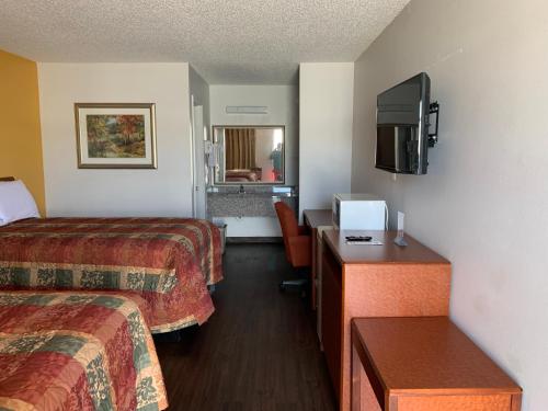 Economy Inn - thumb 4