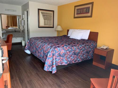 Economy Inn - thumb 1