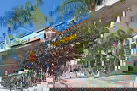 Super 8 by Wyndham North Hollywood