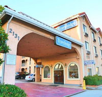 Travelodge by Wyndham Pasadena Central - Tourism Bookings