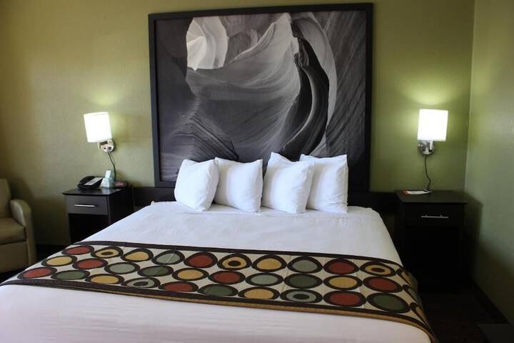 Super 8 By Wyndham Conference Center NAU/Downtown - thumb 4