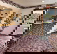 Super 8 by Wyndham Butler - Tourism Bookings