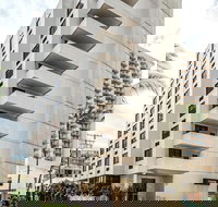 Hotel Renew - USA Accommodation