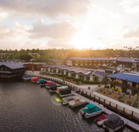 Lakehouse Hotel and Resort - USA Accommodation